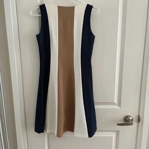 Ann Taylor Work Dress - size 0 petite - Picture 2 of 2